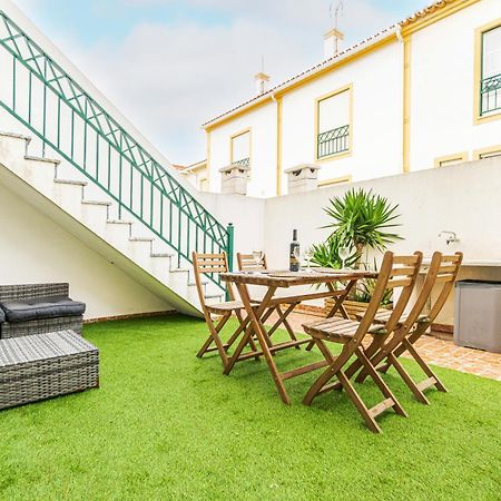 Baleal Happiness Surf House Villa Ferrel  Exterior photo