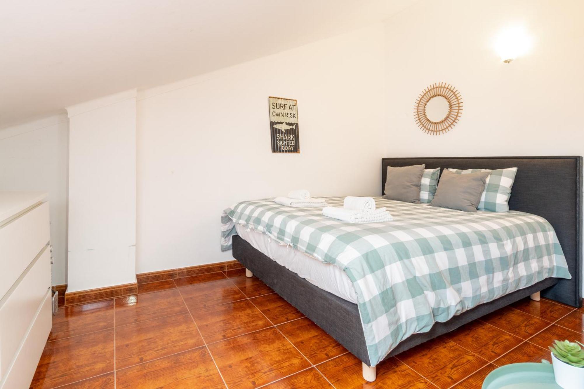 Baleal Happiness Surf House Villa Ferrel  Exterior photo